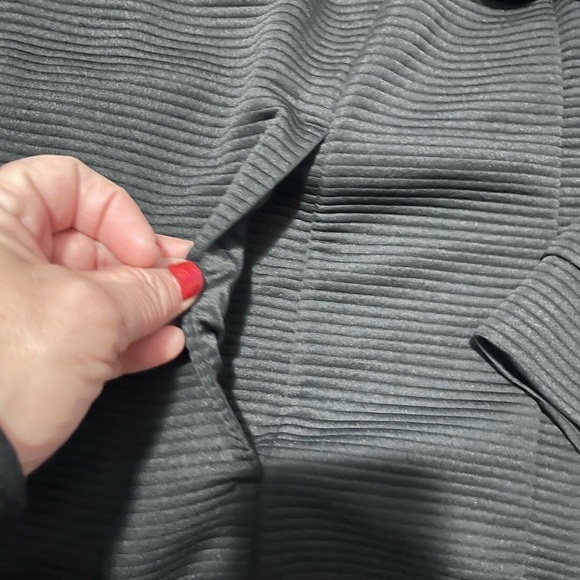 Men’s Callaway Black Quarter-Zip Pullover- small - Picture 4 of 5